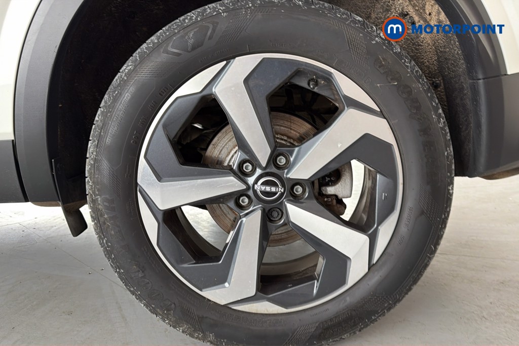 Nissan Qashqai N-Connecta Automatic Petrol-Electric Hybrid SUV - Stock Number (1662103) - 48th supplementary image