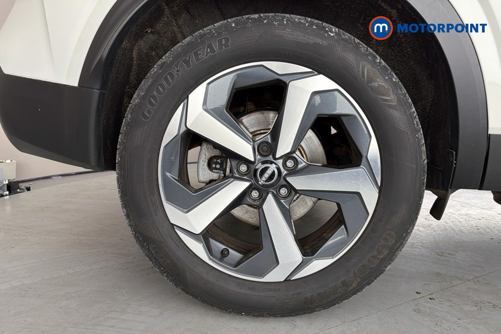Nissan Qashqai N-Connecta Automatic Petrol-Electric Hybrid SUV - Stock Number (1662103) - 49th supplementary image