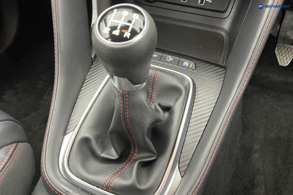 Mg Motor Uk ZS Exclusive Manual Petrol SUV - Stock Number (1662120) - 15th supplementary image
