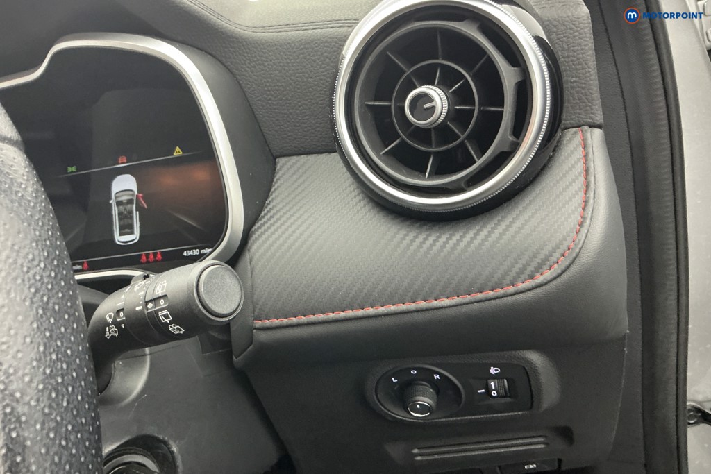 Mg Motor Uk ZS Exclusive Manual Petrol SUV - Stock Number (1662120) - 21st supplementary image