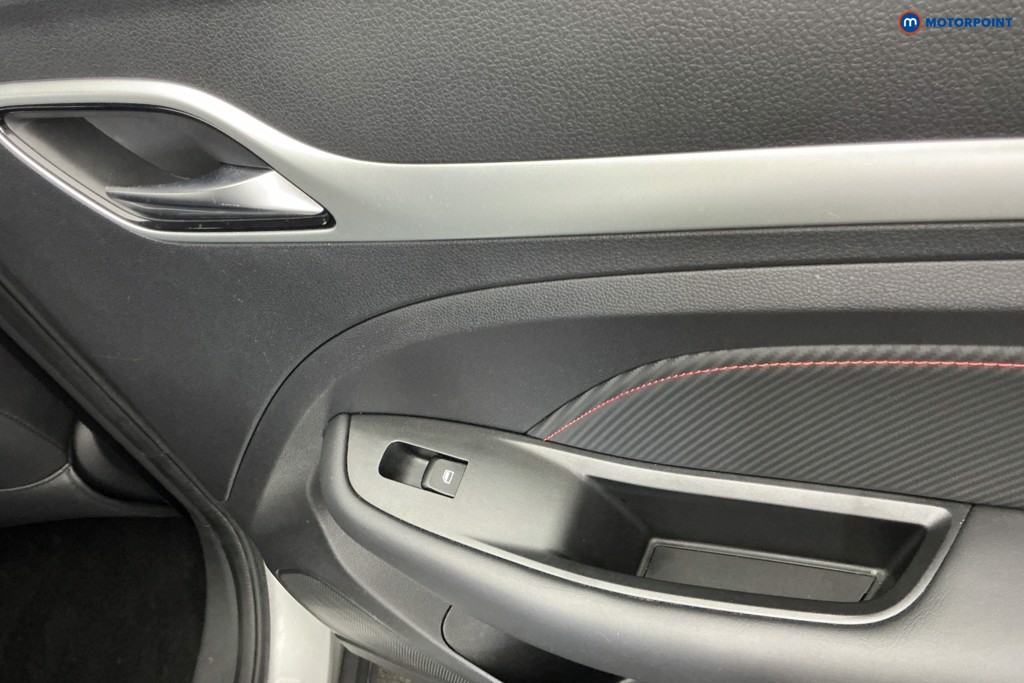 Mg Motor Uk ZS Exclusive Manual Petrol SUV - Stock Number (1662120) - 25th supplementary image