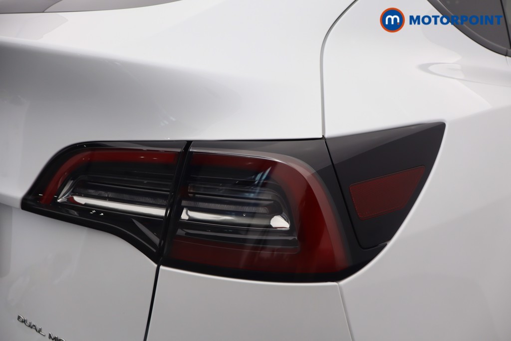 Tesla Model Y Long Range Automatic Electric SUV - Stock Number (1662229) - 11th supplementary image