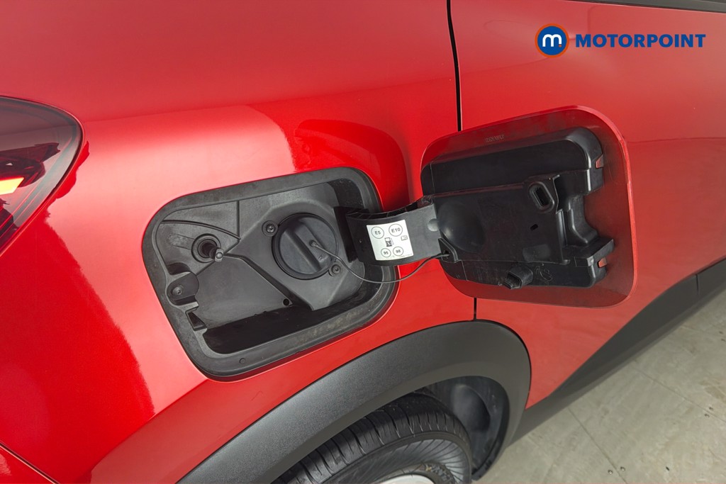 Renault Captur Iconic Manual Petrol SUV - Stock Number (1662422) - 41st supplementary image