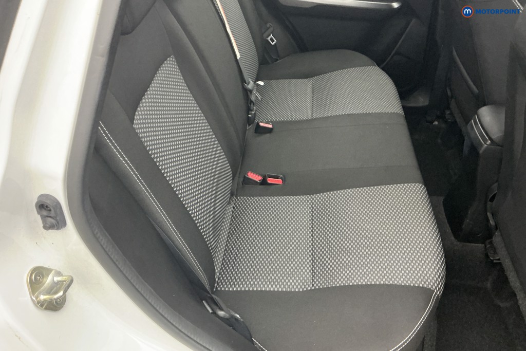 Suzuki Vitara SZ4 Manual Petrol SUV - Stock Number (1662536) - 4th supplementary image