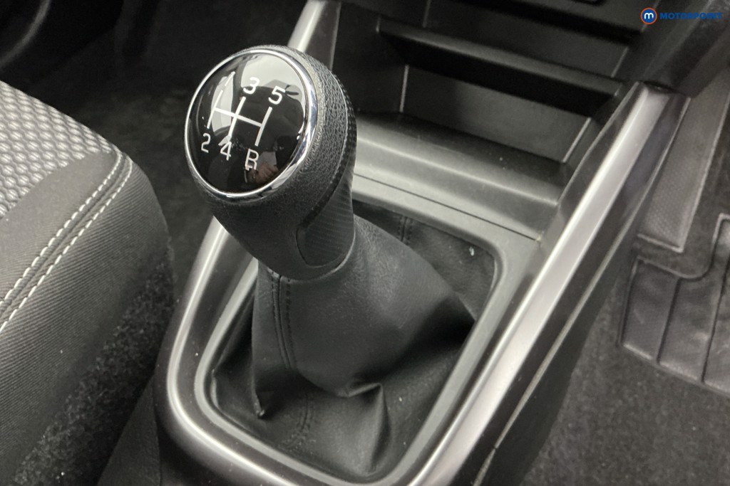 Suzuki Vitara SZ4 Manual Petrol SUV - Stock Number (1662536) - 15th supplementary image