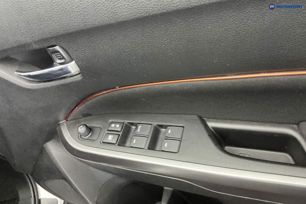Suzuki Vitara SZ4 Manual Petrol SUV - Stock Number (1662536) - 29th supplementary image