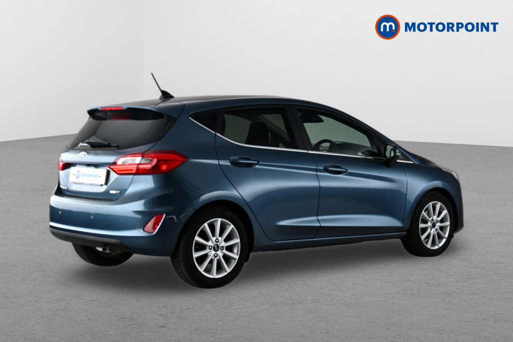 Ford Fiesta Titanium Manual Petrol Hatchback - Stock Number (1662537) - Drivers side rear corner