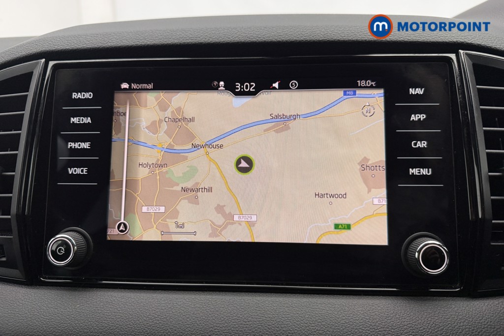 Skoda Karoq Sport Line Automatic Petrol SUV - Stock Number (1662556) - 2nd supplementary image