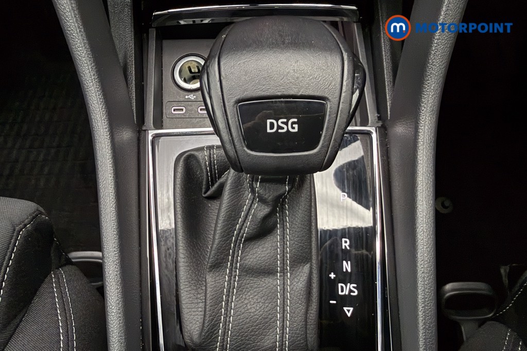 Skoda Karoq Sport Line Automatic Petrol SUV - Stock Number (1662556) - 7th supplementary image