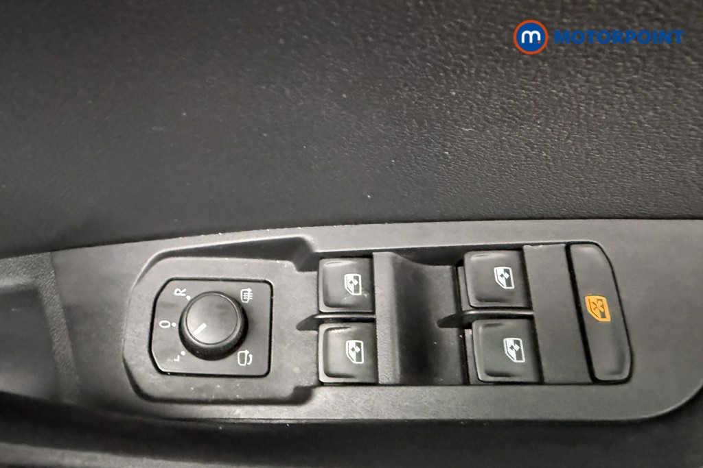 Skoda Karoq Sport Line Automatic Petrol SUV - Stock Number (1662556) - 19th supplementary image