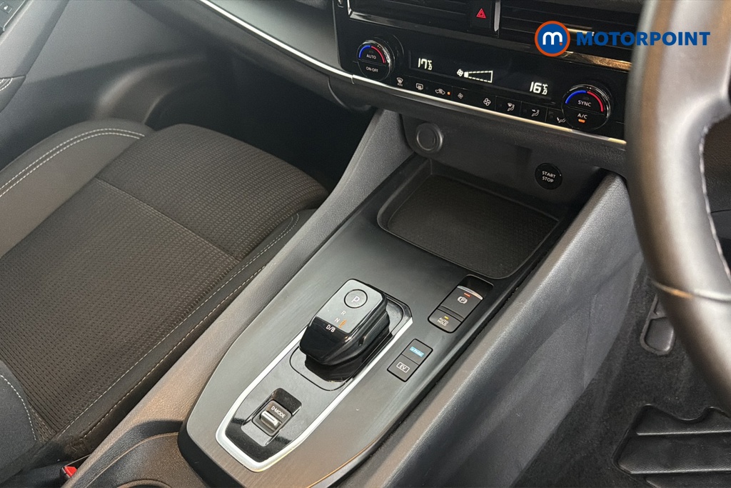 Nissan Qashqai Acenta Premium Automatic Petrol-Electric Hybrid SUV - Stock Number (1662596) - 15th supplementary image