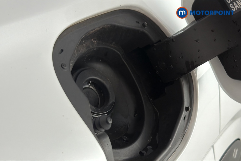 Nissan Qashqai Acenta Premium Automatic Petrol-Electric Hybrid SUV - Stock Number (1662596) - 41st supplementary image