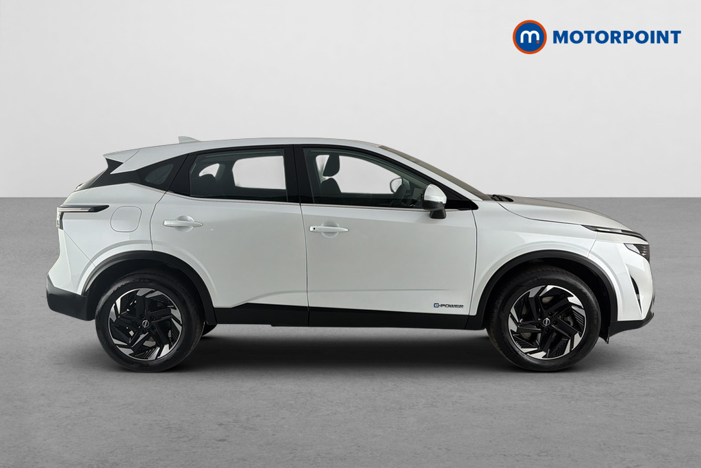 Nissan Qashqai Acenta Premium Automatic Petrol-Electric Hybrid SUV - Stock Number (1662596) - Passenger side
