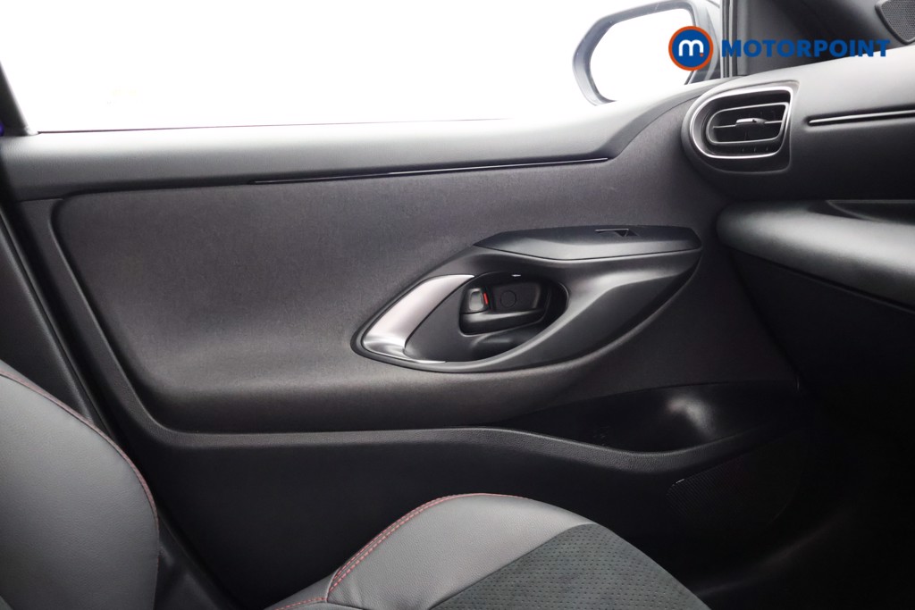 Toyota Yaris Gr Sport Automatic Petrol-Electric Hybrid Hatchback - Stock Number (1662793) - 8th supplementary image