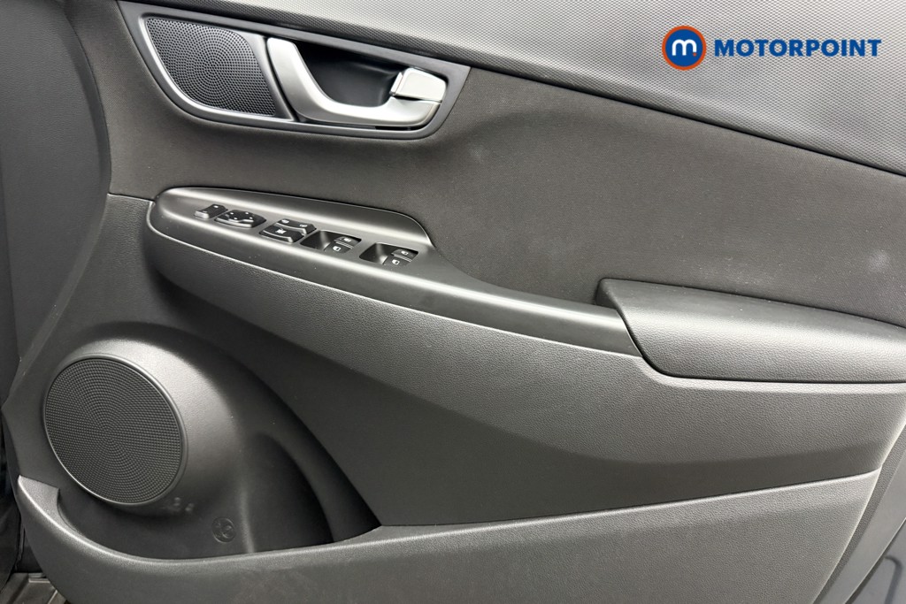 Hyundai Kona Se Connect Manual Petrol SUV - Stock Number (1662924) - 17th supplementary image