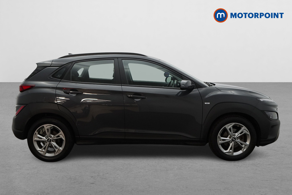 Hyundai Kona Se Connect Manual Petrol SUV - Stock Number (1662924) - Drivers side