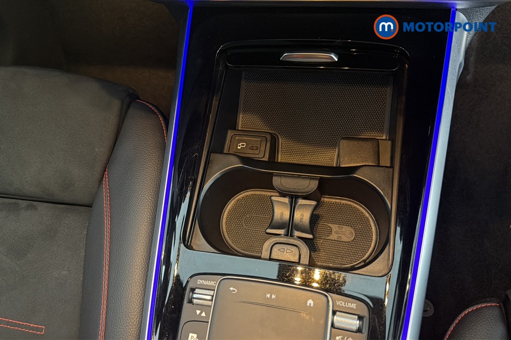 Mercedes-Benz GLB Amg Line Automatic Petrol SUV - Stock Number (1663060) - 16th supplementary image