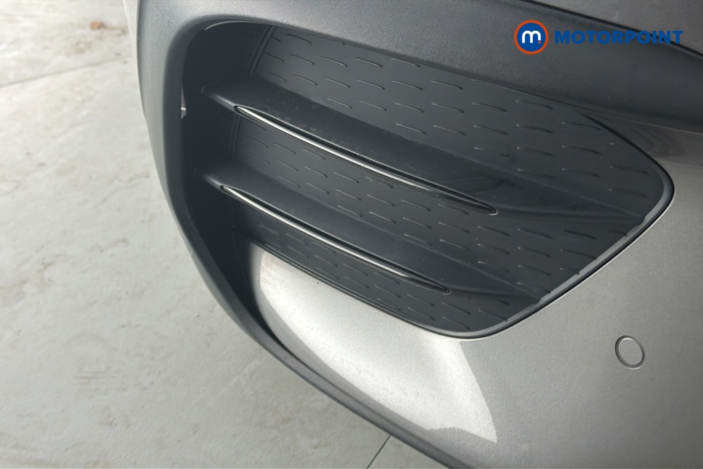 Mercedes-Benz GLB Amg Line Automatic Petrol SUV - Stock Number (1663060) - 38th supplementary image