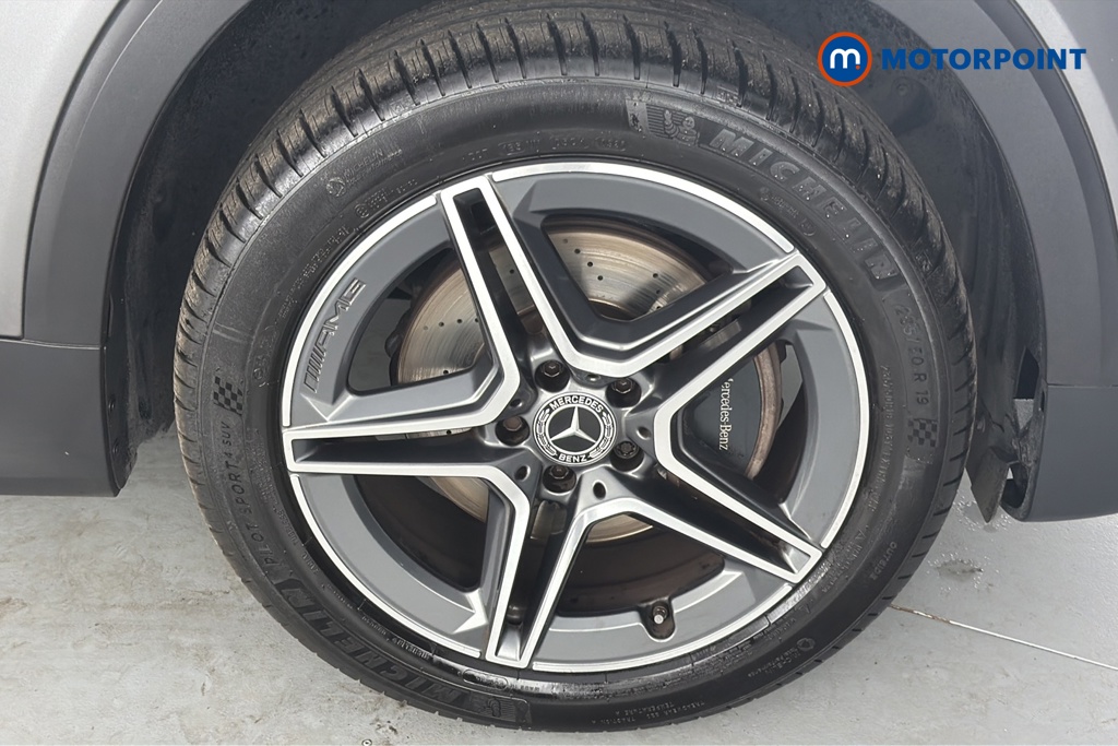 Mercedes-Benz GLB Amg Line Automatic Petrol SUV - Stock Number (1663060) - 47th supplementary image