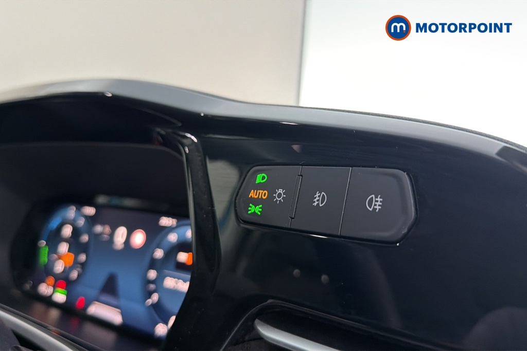 Ford Transit Connect Limited Automatic Petrol Plug-In Hybrid Panel Van - Stock Number (1663374) - 11th supplementary image