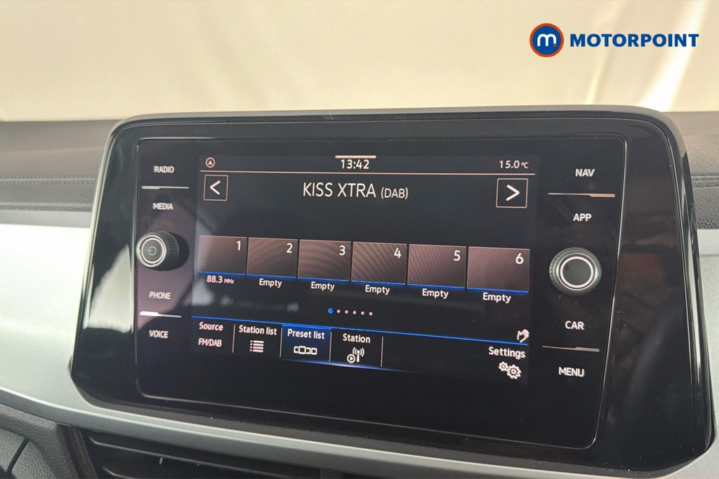 Volkswagen T-Roc Life Manual Petrol SUV - Stock Number (1663547) - 9th supplementary image