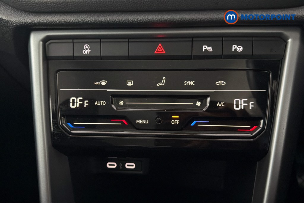 Volkswagen T-Roc Life Manual Petrol SUV - Stock Number (1663547) - 12th supplementary image