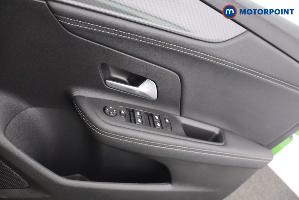 Vauxhall Mokka Ultimate Manual Petrol SUV - Stock Number (1664736) - 9th supplementary image