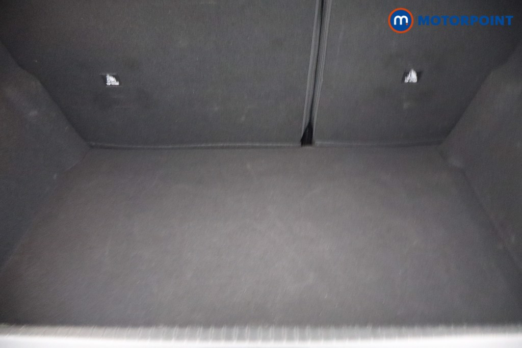 Peugeot 208 Allure Manual Petrol Hatchback - Stock Number (1645411) - 5th supplementary image