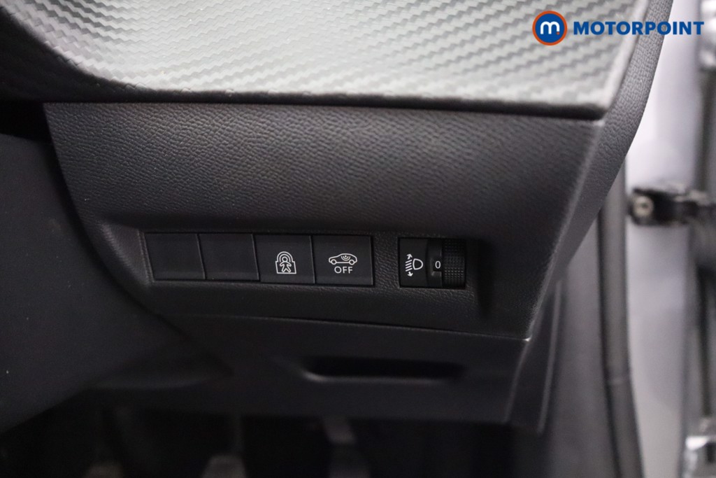 Peugeot 208 Allure Manual Petrol Hatchback - Stock Number (1645411) - 12th supplementary image