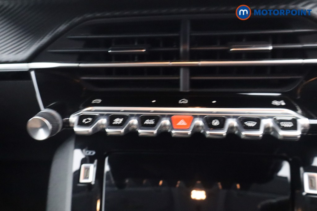 Peugeot 208 Allure Manual Petrol Hatchback - Stock Number (1645411) - 16th supplementary image
