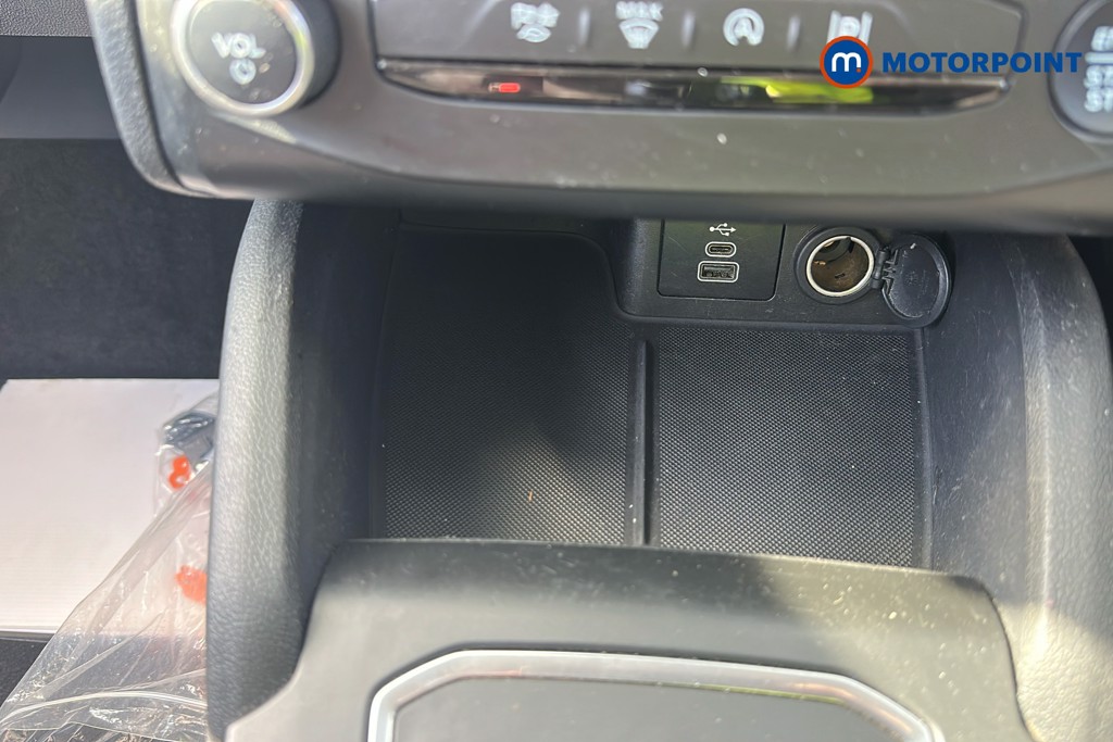 Ford Focus Active Automatic Petrol Estate - Stock Number (1645944) - 17th supplementary image