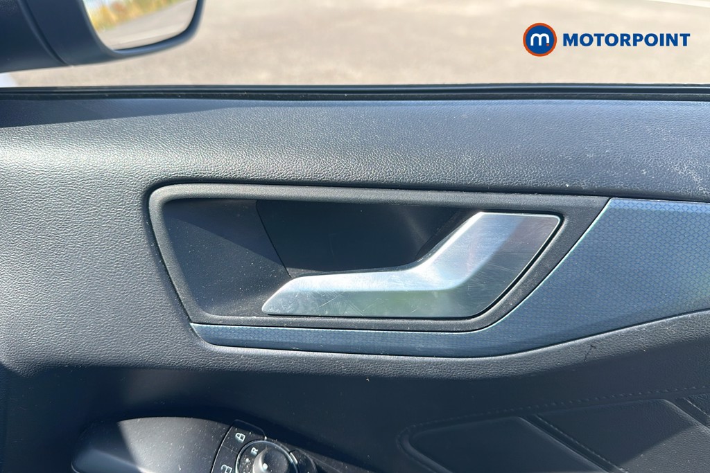 Ford Focus Active Automatic Petrol Estate - Stock Number (1645944) - 42nd supplementary image