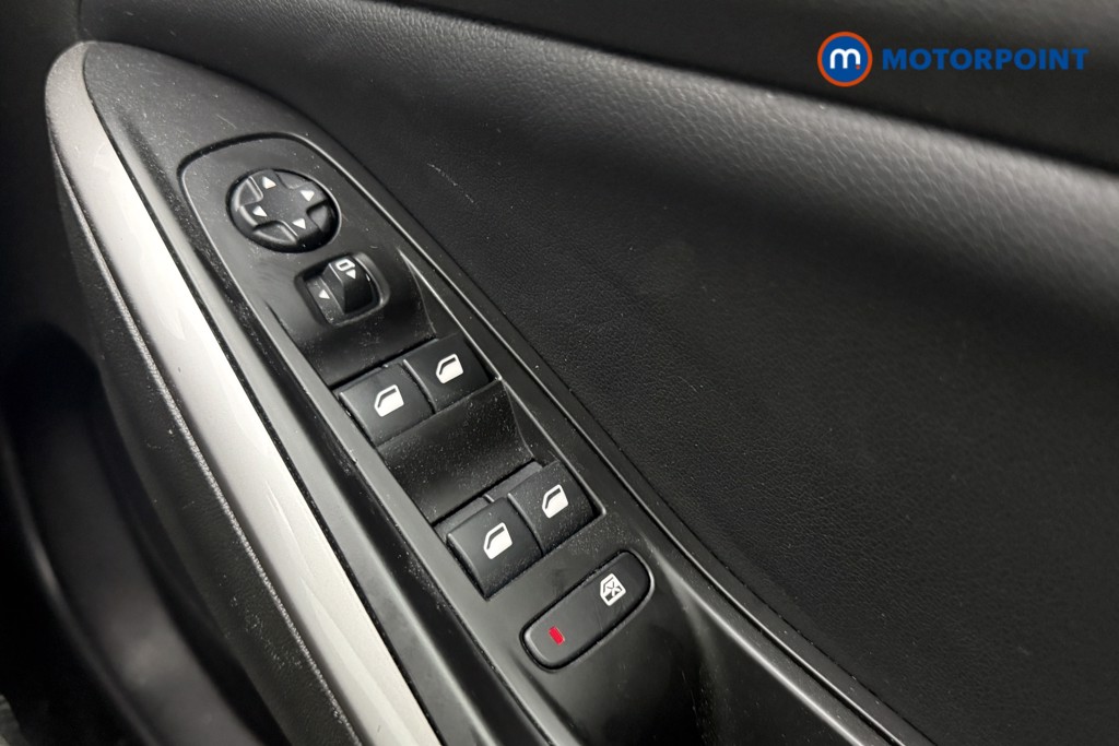Vauxhall Grandland Ultimate Manual Petrol SUV - Stock Number (1646134) - 16th supplementary image