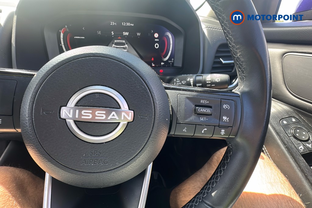 Nissan Qashqai N-Connecta Manual Petrol SUV - Stock Number (1646302) - 4th supplementary image
