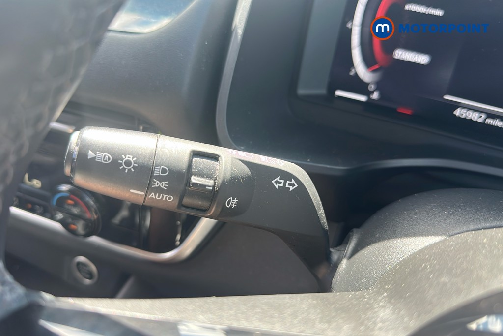 Nissan Qashqai N-Connecta Manual Petrol SUV - Stock Number (1646302) - 18th supplementary image