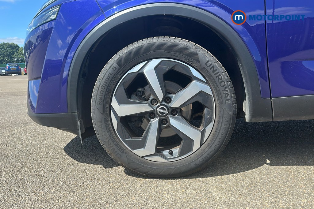 Nissan Qashqai N-Connecta Manual Petrol SUV - Stock Number (1646302) - 47th supplementary image