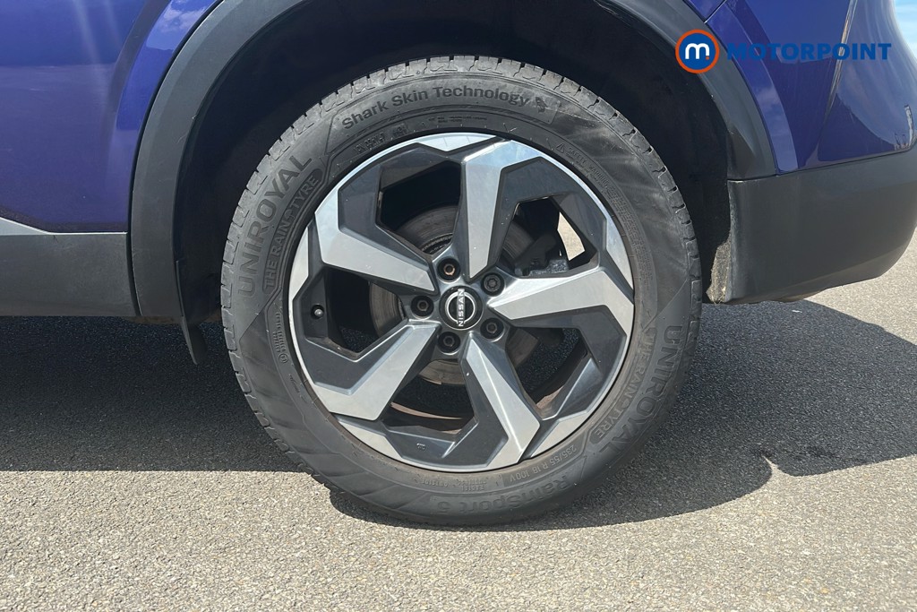 Nissan Qashqai N-Connecta Manual Petrol SUV - Stock Number (1646302) - 48th supplementary image
