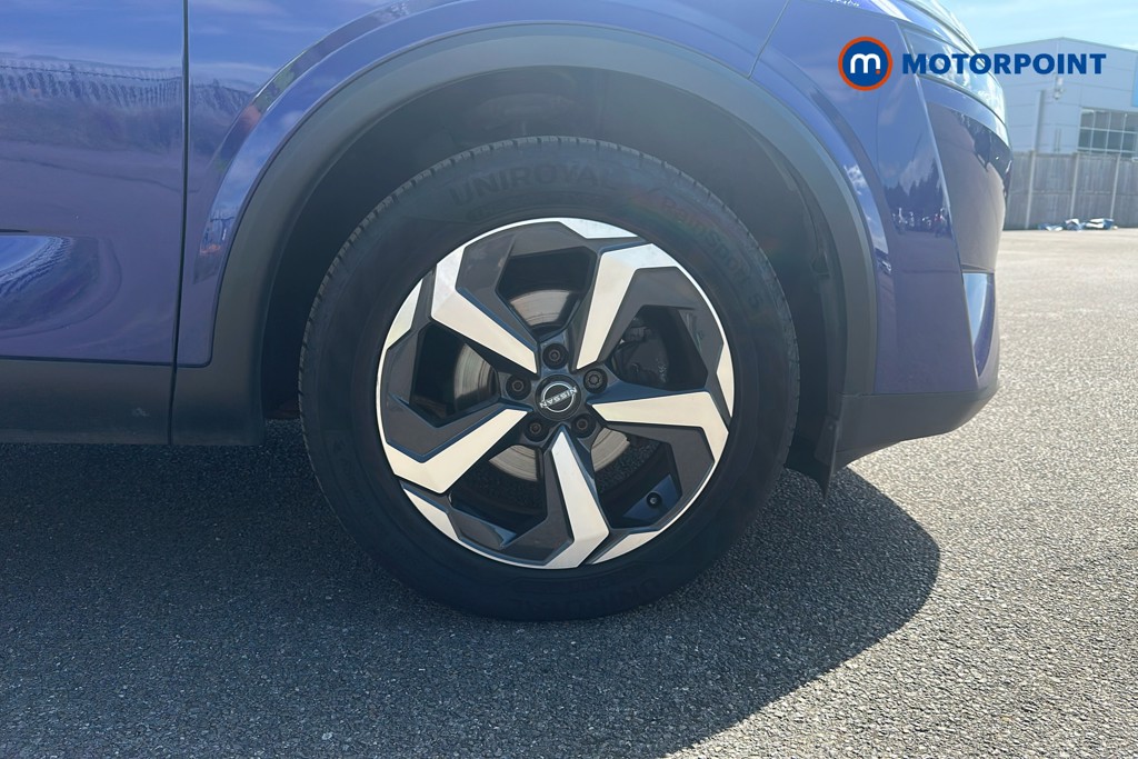Nissan Qashqai N-Connecta Manual Petrol SUV - Stock Number (1646302) - 50th supplementary image