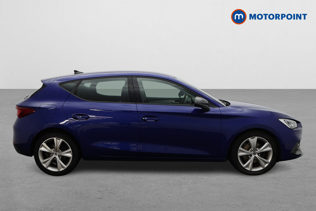 Seat Leon FR Manual Petrol Hatchback - Stock Number (1648986) - Drivers side