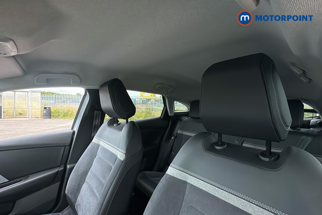 Citroen C4 Shine Plus Automatic Petrol Hatchback - Stock Number (1649778) - 23rd supplementary image