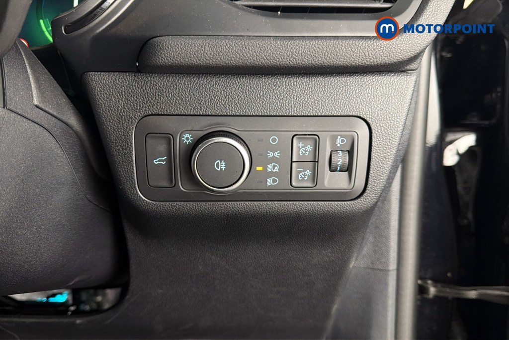 Ford Kuga St-Line Automatic Petrol-Electric Hybrid SUV - Stock Number (1651114) - 18th supplementary image