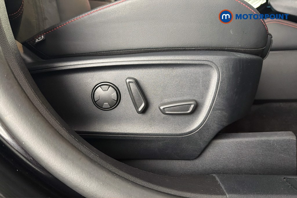 Ford Kuga St-Line Automatic Petrol-Electric Hybrid SUV - Stock Number (1651114) - 25th supplementary image