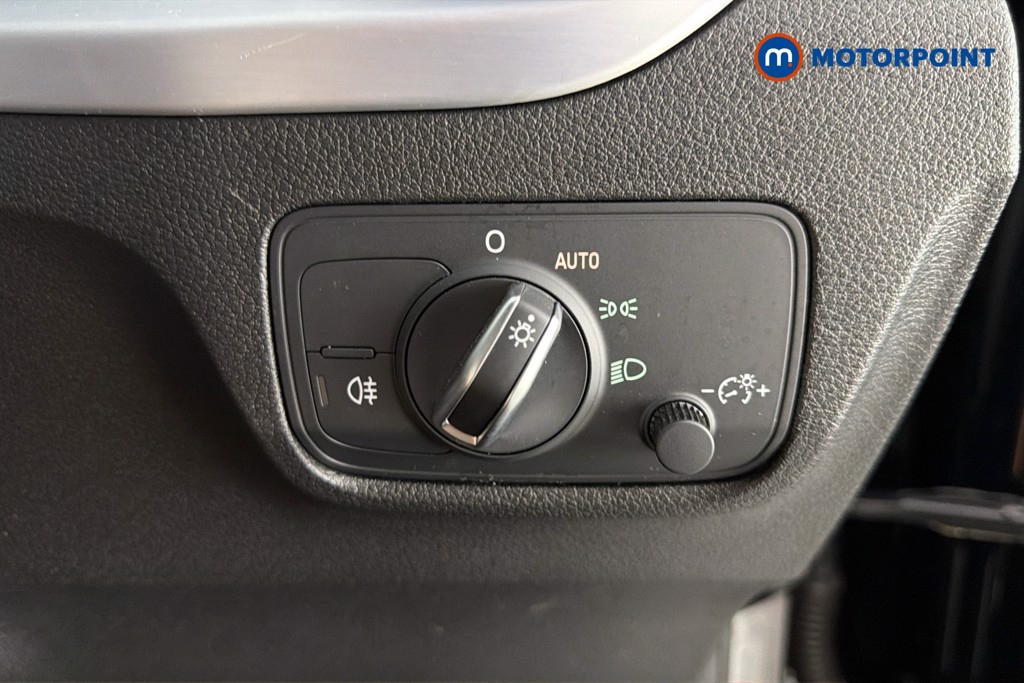 Audi Q2 S Line Manual Petrol SUV - Stock Number (1652075) - 18th supplementary image
