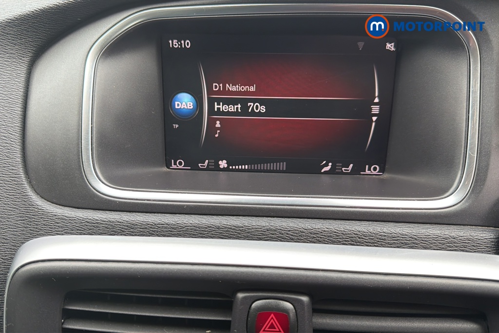 Volvo V40 Cross Country Pro Automatic Petrol Hatchback - Stock Number (1653038) - 8th supplementary image