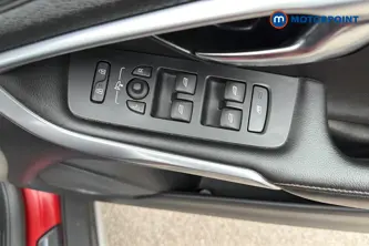 Volvo V40 Cross Country Pro Automatic Petrol Hatchback - Stock Number (1653038) - 19th supplementary image