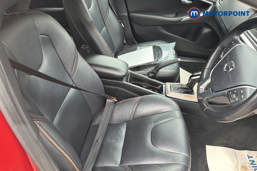 Volvo V40 Cross Country Pro Automatic Petrol Hatchback - Stock Number (1653038) - 22nd supplementary image