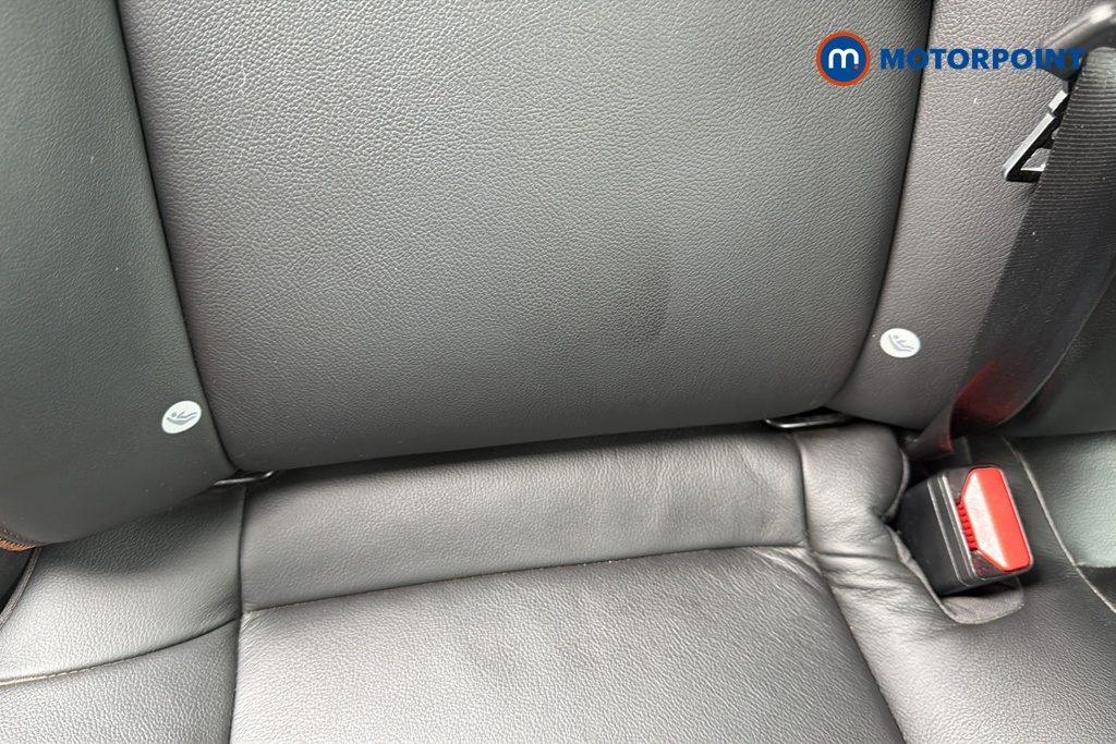 Volvo V40 Cross Country Pro Automatic Petrol Hatchback - Stock Number (1653038) - 27th supplementary image