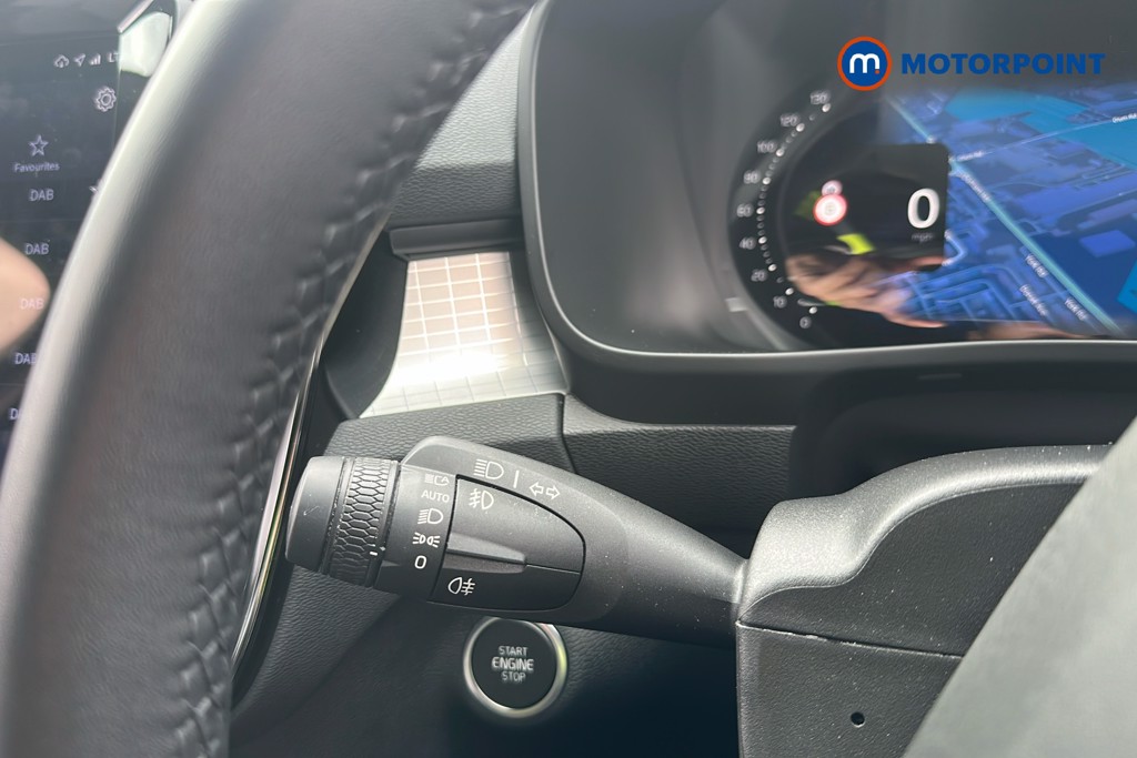 Volvo Xc40 Plus Automatic Petrol SUV - Stock Number (1654250) - 6th supplementary image
