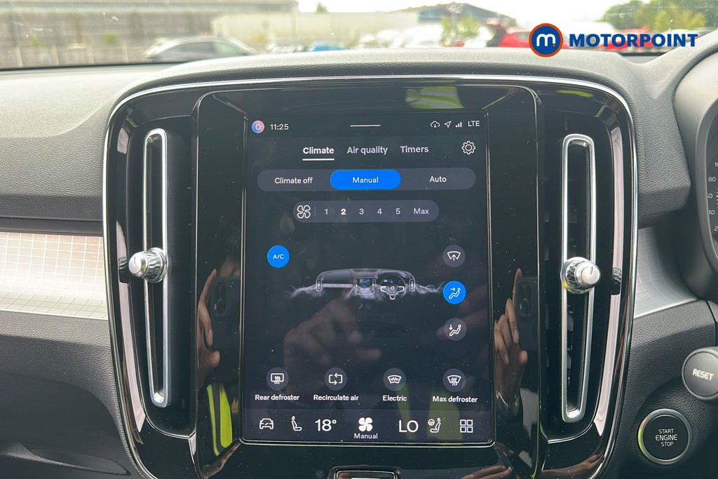 Volvo Xc40 Plus Automatic Petrol SUV - Stock Number (1654250) - 12th supplementary image