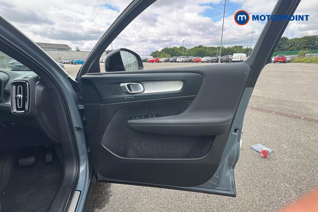 Volvo Xc40 Plus Automatic Petrol SUV - Stock Number (1654250) - 19th supplementary image